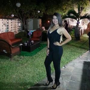 Meet your Posher, Ana